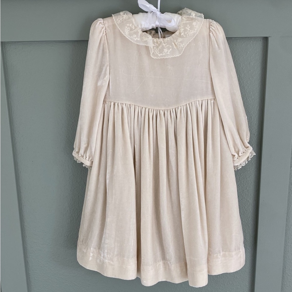 Little girl Ralph Lauren dress.